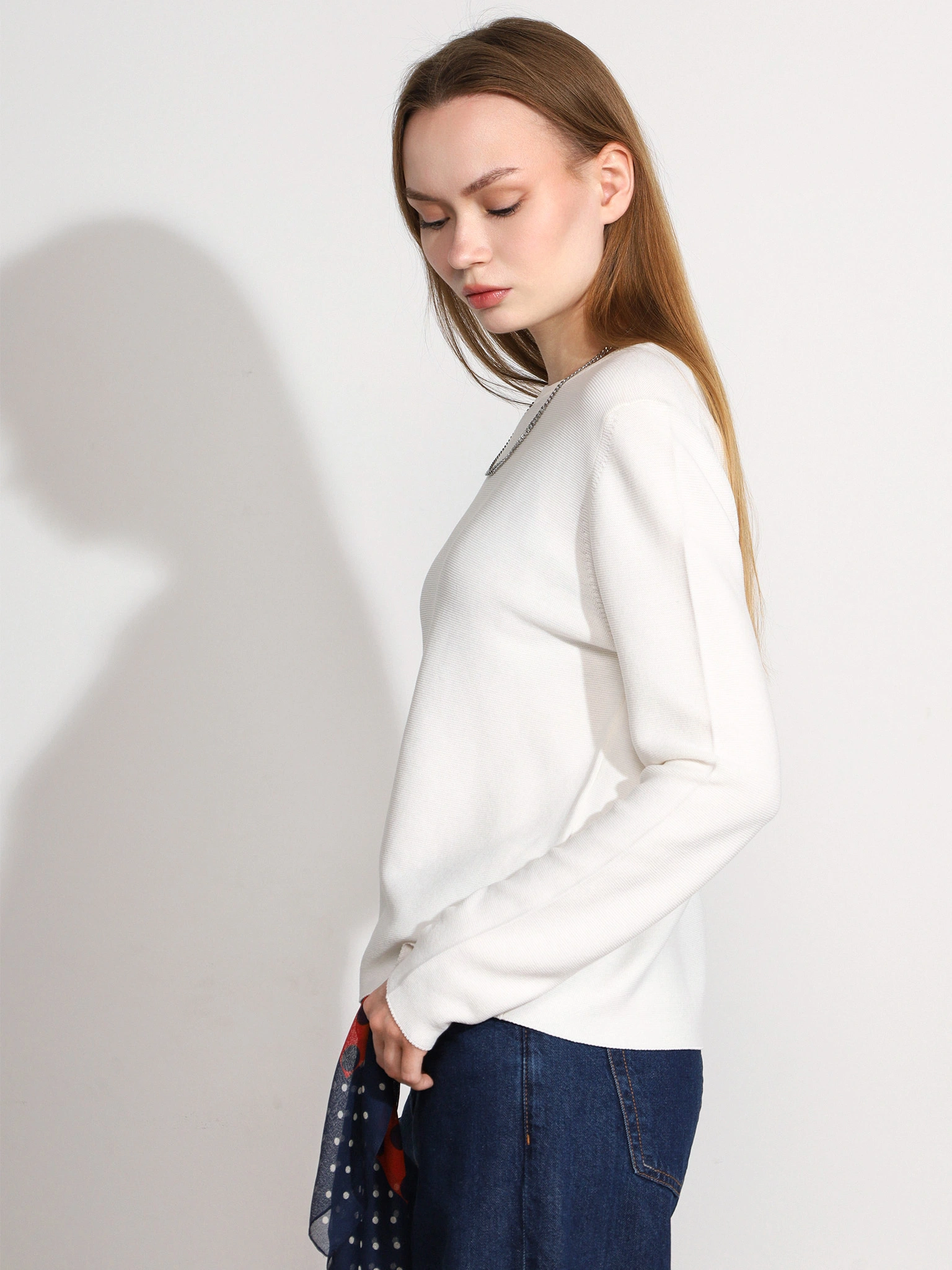 Пуловер белого цвета из хлопка